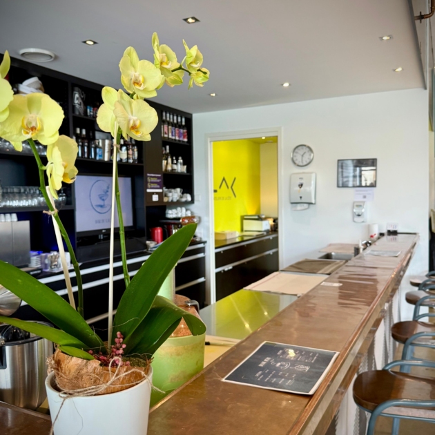 Le bar des Ateliers de la Côte